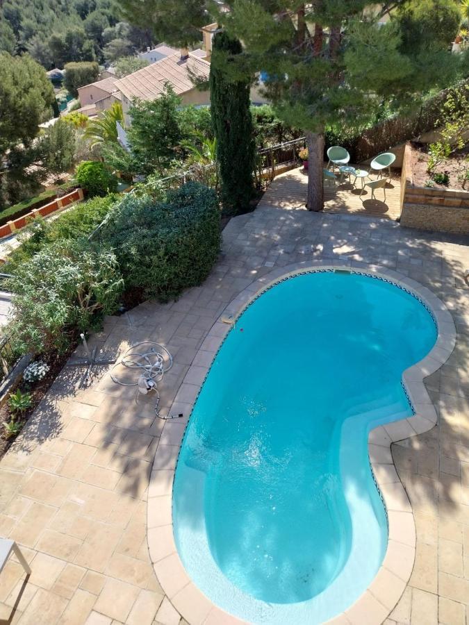 شقة La Madrague- 2P Avec Piscine Privative سا سيرْ سور مير المظهر الخارجي الصورة